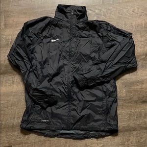 Nike Storm Fit Windbreaker